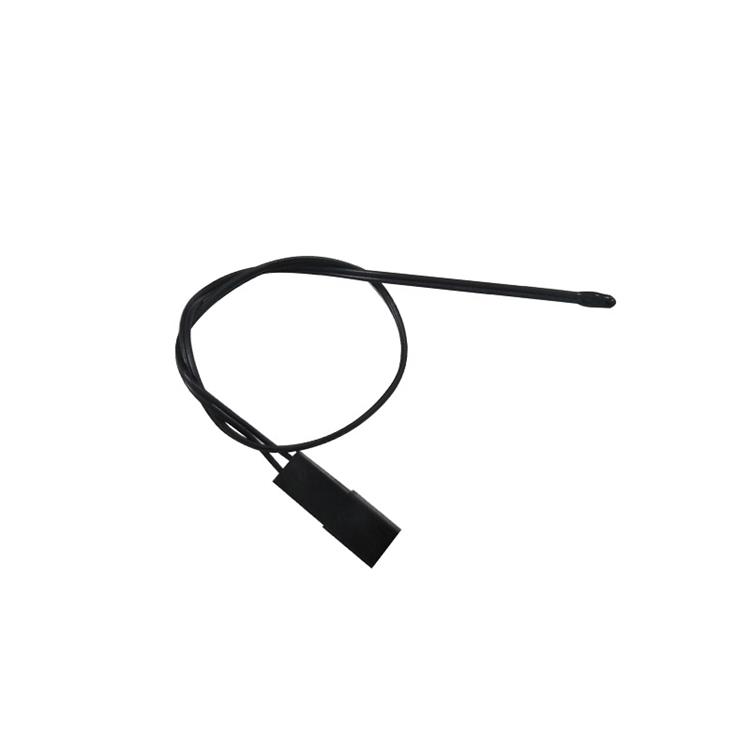 Quick reaction kettle and household appliances thermistor